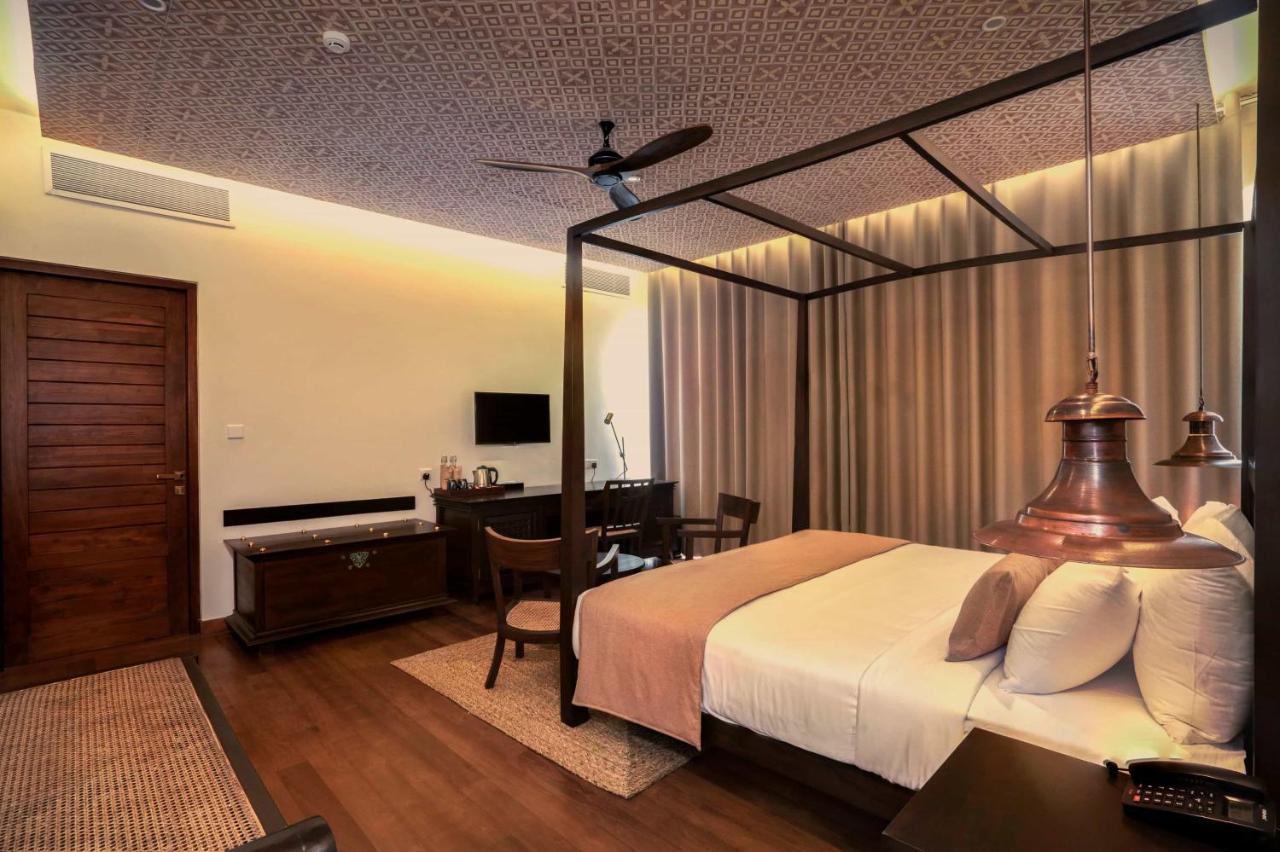 Hotel Rivora Heights Kandy Esterno foto