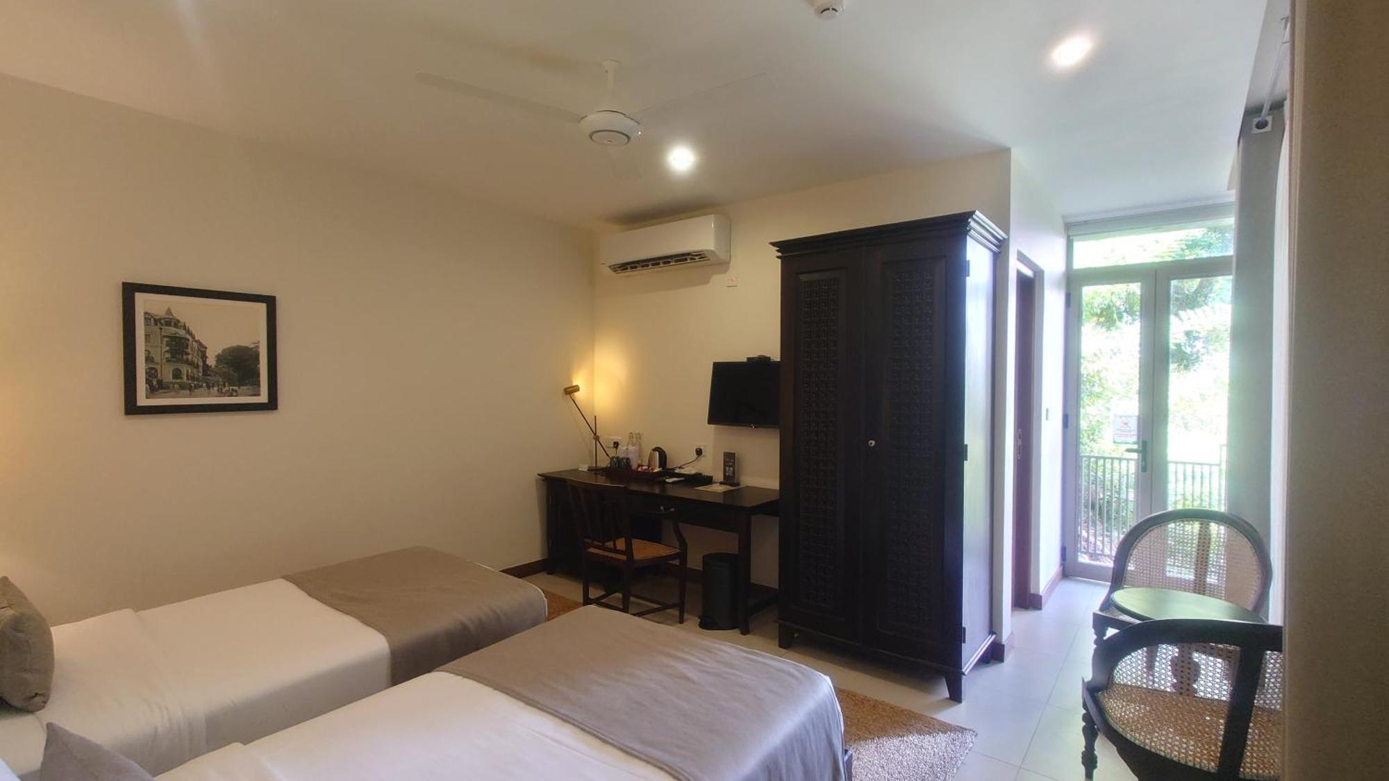 Hotel Rivora Heights Kandy Esterno foto